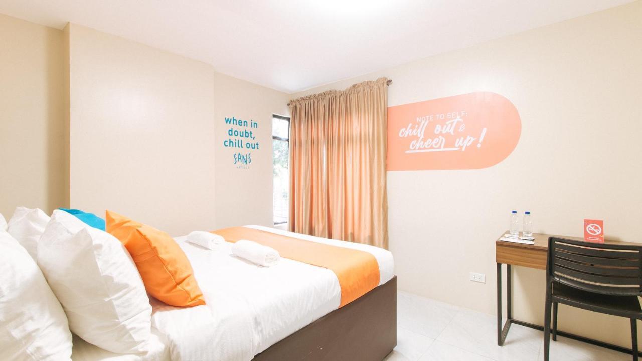 Sans Hotel At Algers Suites Marikina By Reddoorz Dış mekan fotoğraf